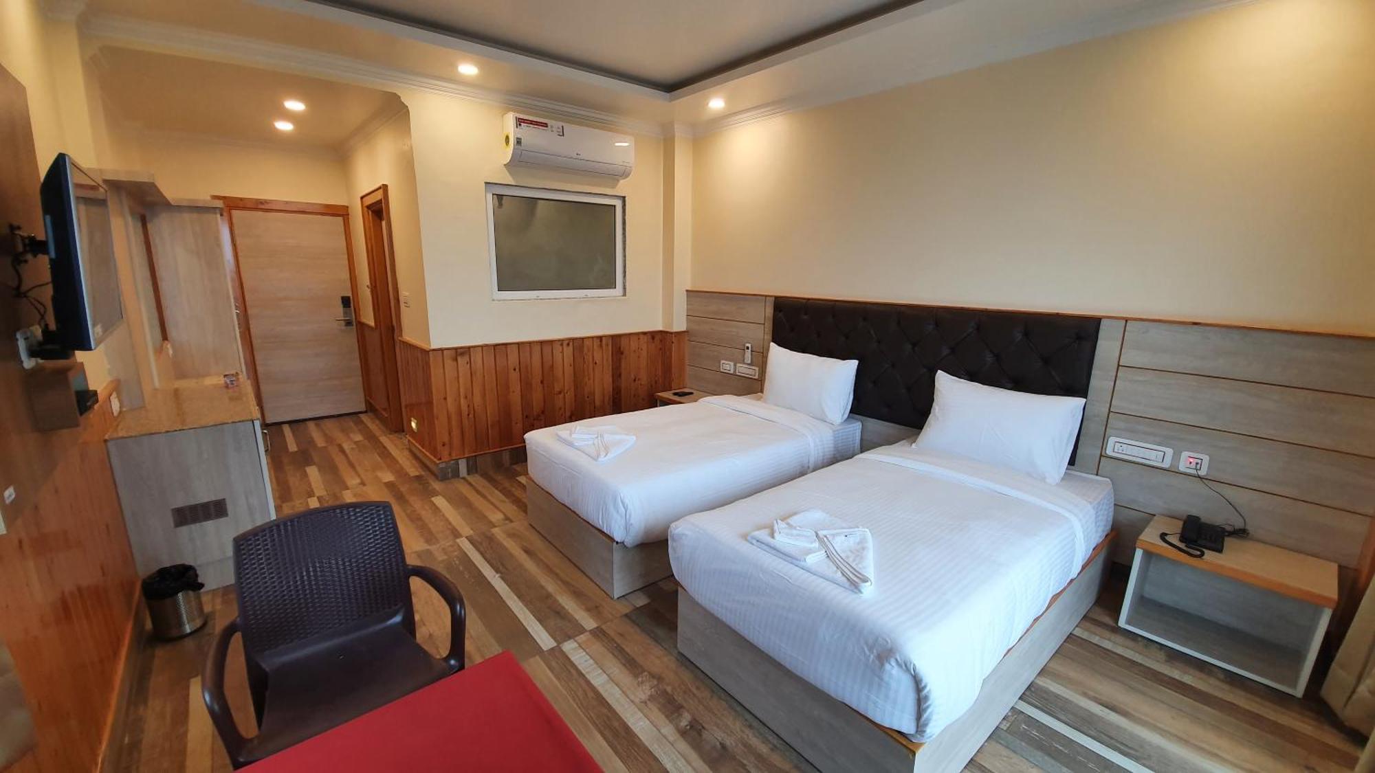 Nomadic Inn Dharamsala Exteriér fotografie